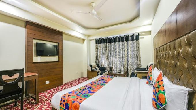 Hotel Neelam Manali Near Volvo Bus Stand Manali Dış mekan fotoğraf