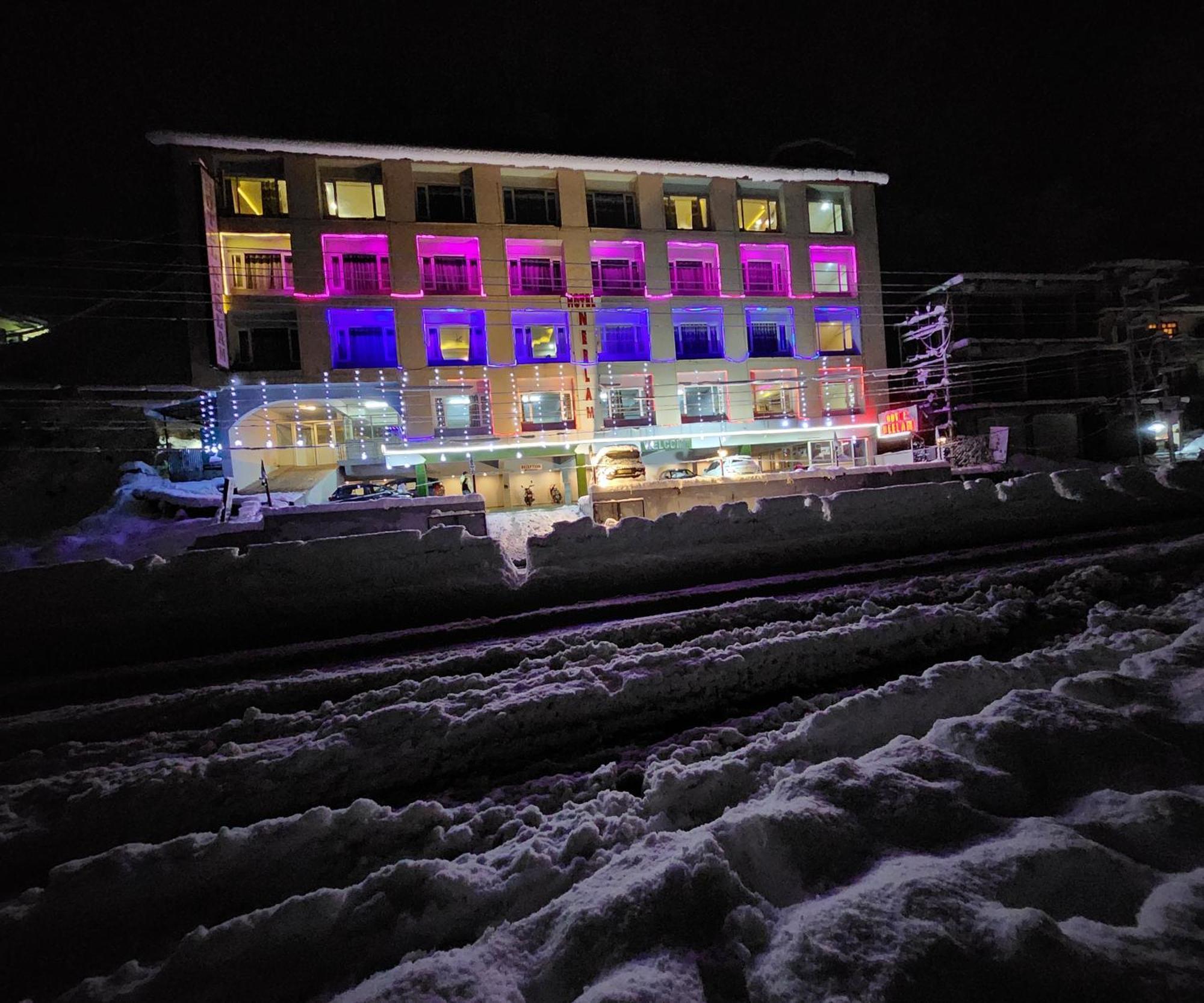 Hotel Neelam Manali Near Volvo Bus Stand Manali Dış mekan fotoğraf